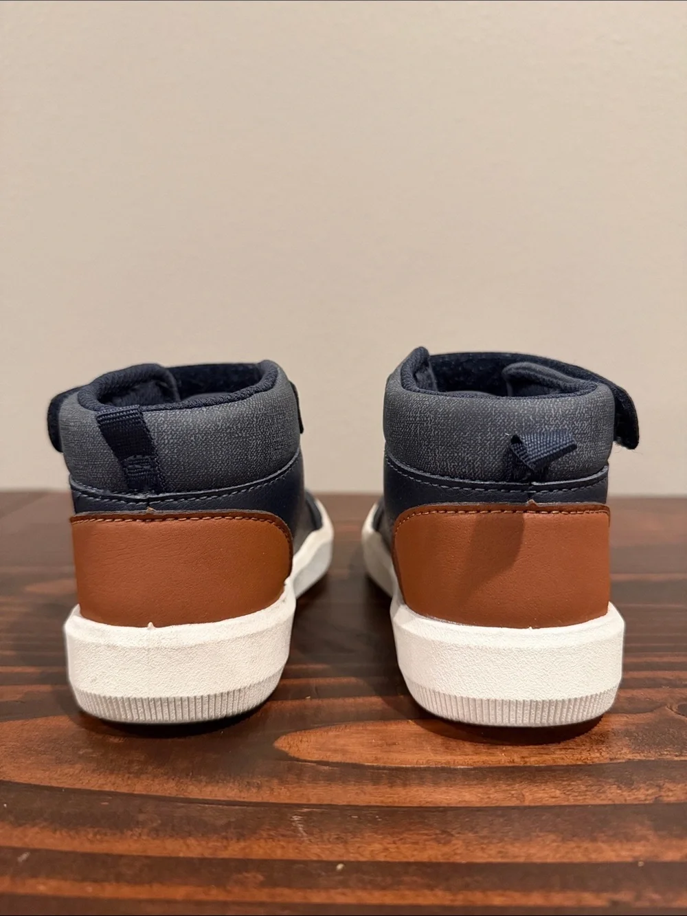 OshKosh B'gosh Navy and Brown High-Top Sneakers Size: 10C